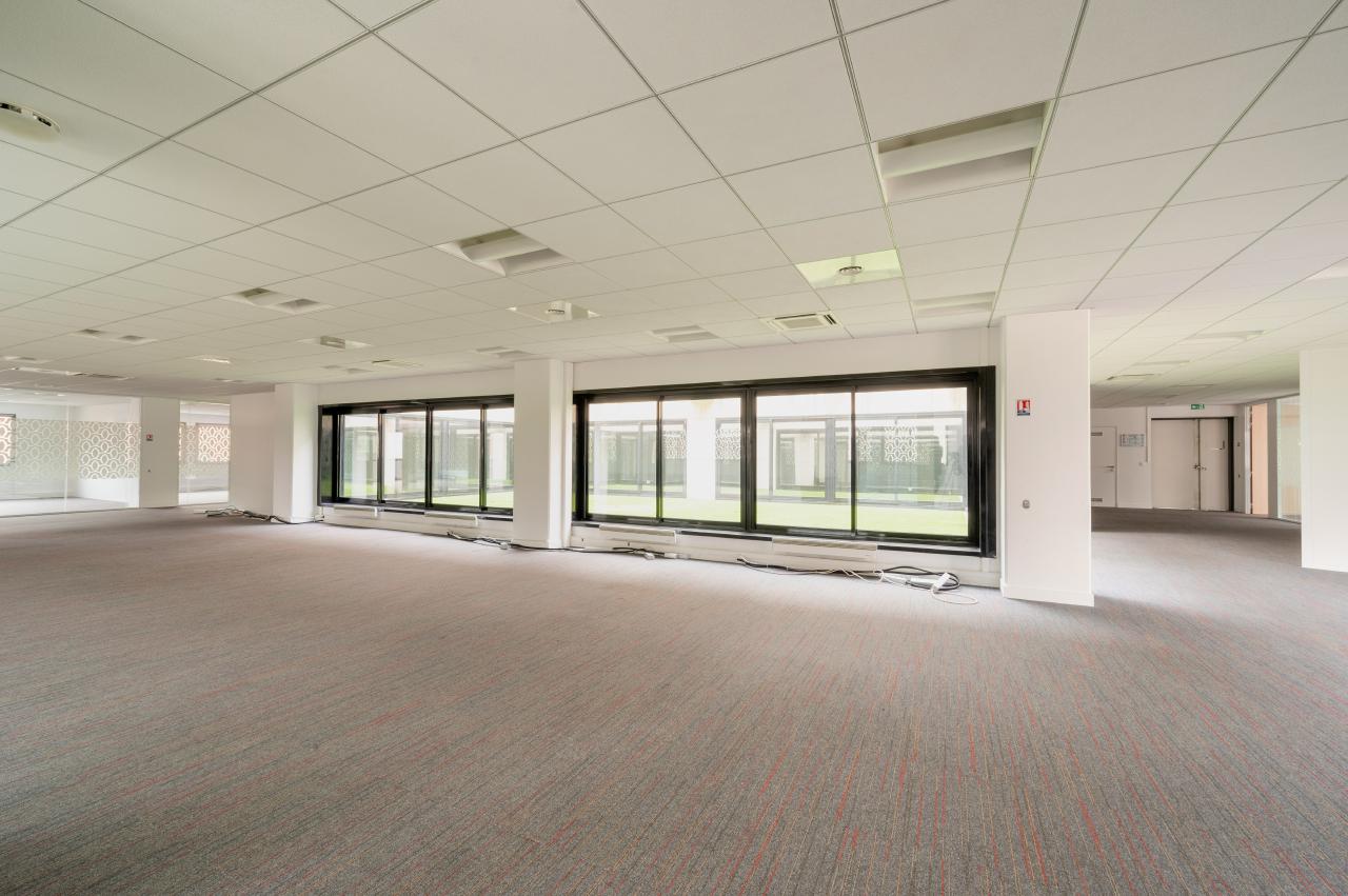 Bureau Issy-les-Moulineaux 5549m² Location bureau Issy-les-Moulineaux Hauts-de-Seine OLBUR2119672 12